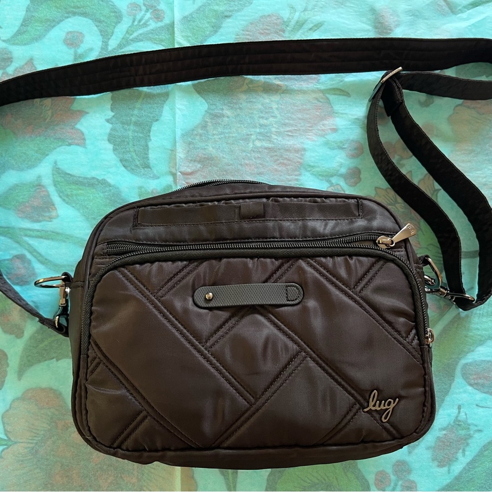 Lug carousel bag, XL version 2.0, black with pattern interior